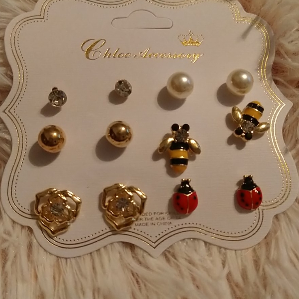Girls earings